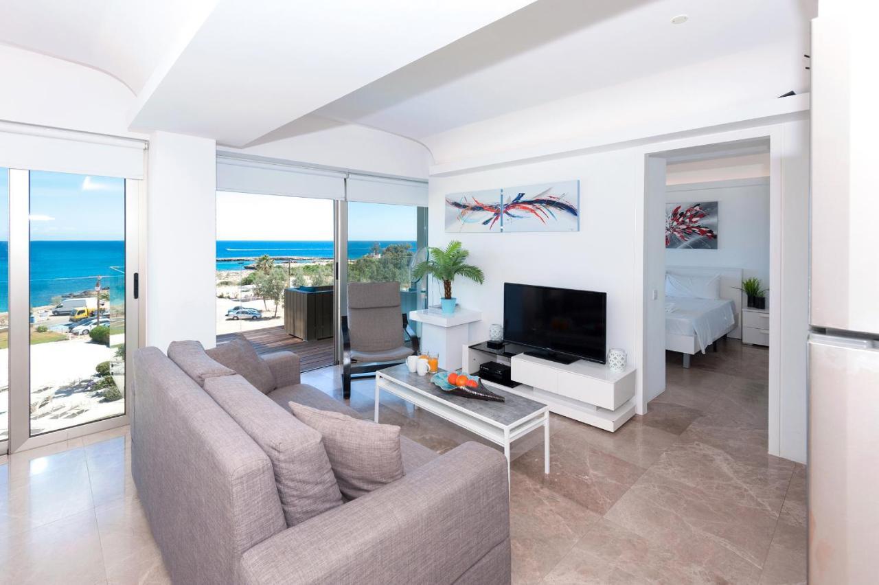Apartment Marina - Beachfront Protaras Extérieur photo