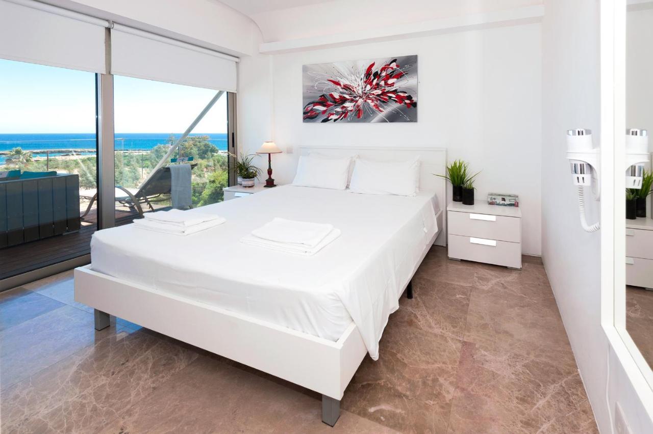 Apartment Marina - Beachfront Protaras Extérieur photo