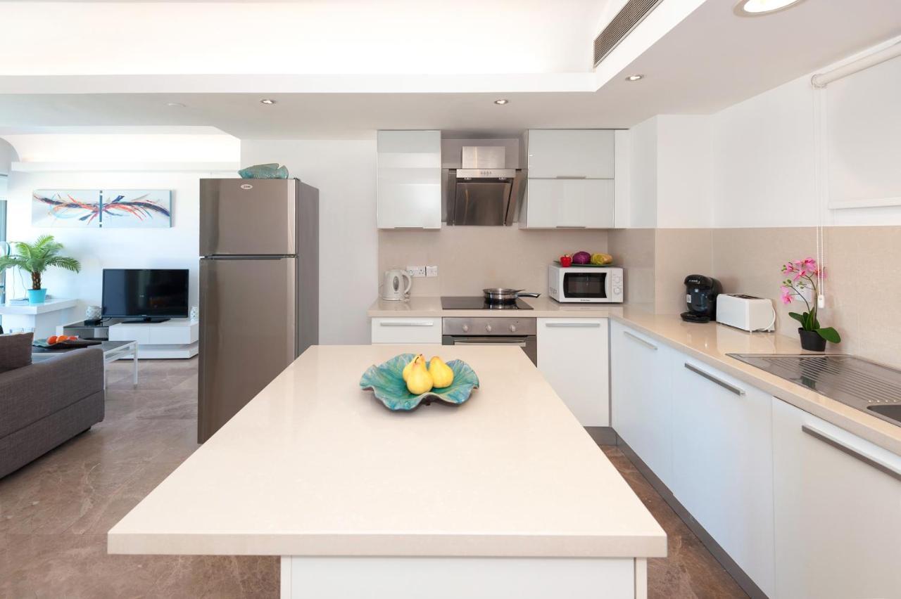 Apartment Marina - Beachfront Protaras Extérieur photo